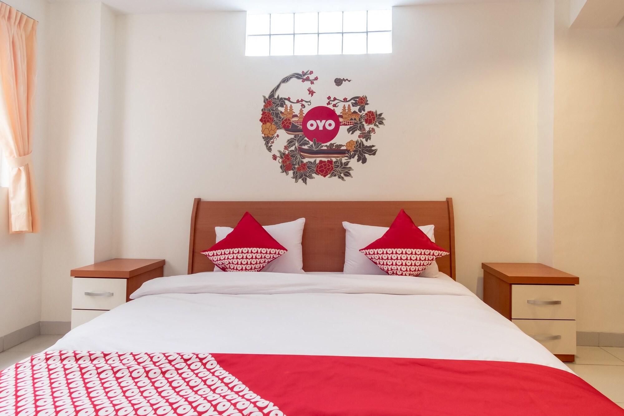 Oyo 294 Andrea Residence Syariah Medan Exterior foto